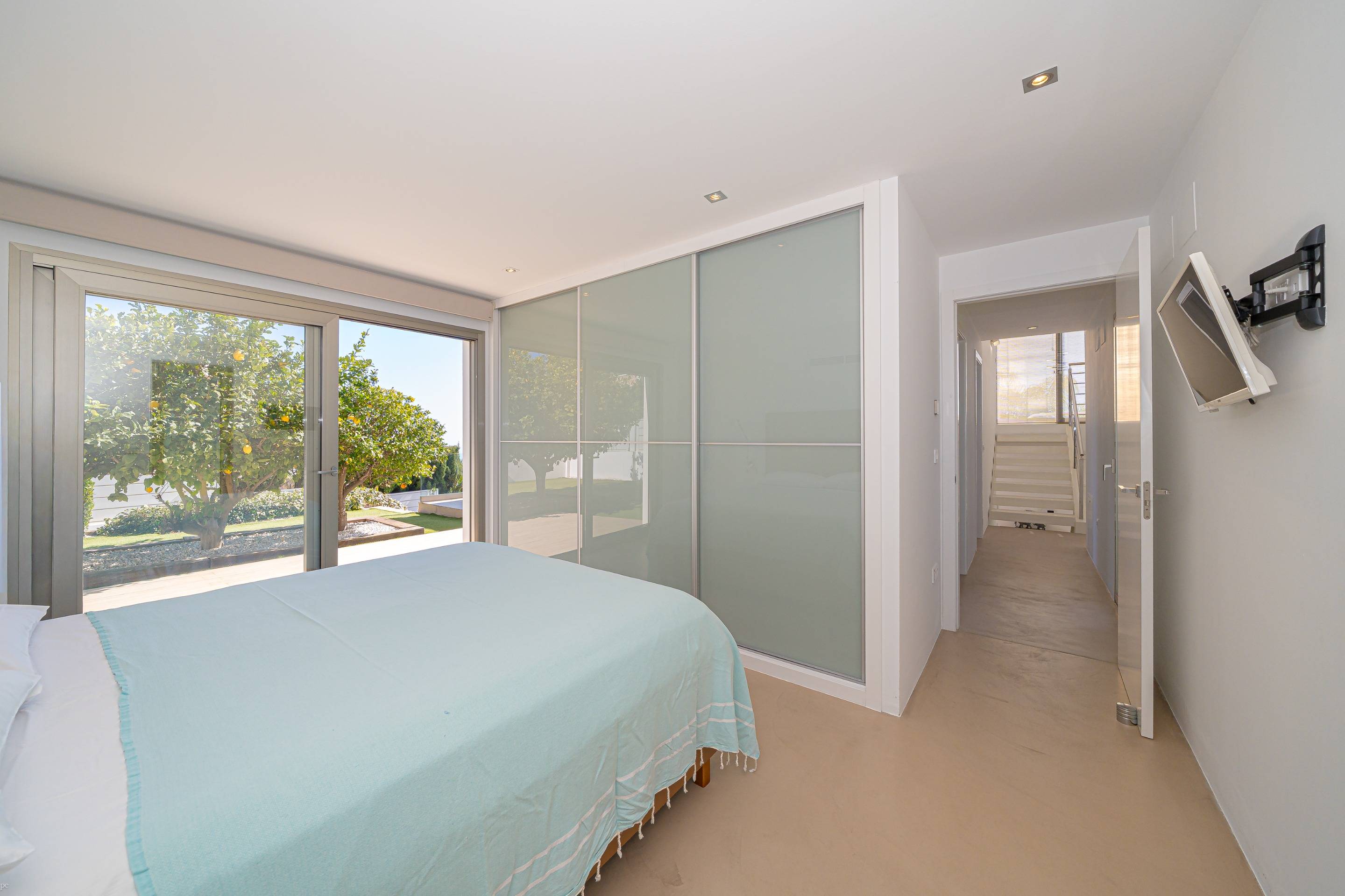 Villa Marian, villa moderna con vistas al mar en venta en Jávea, Balcón al Mar