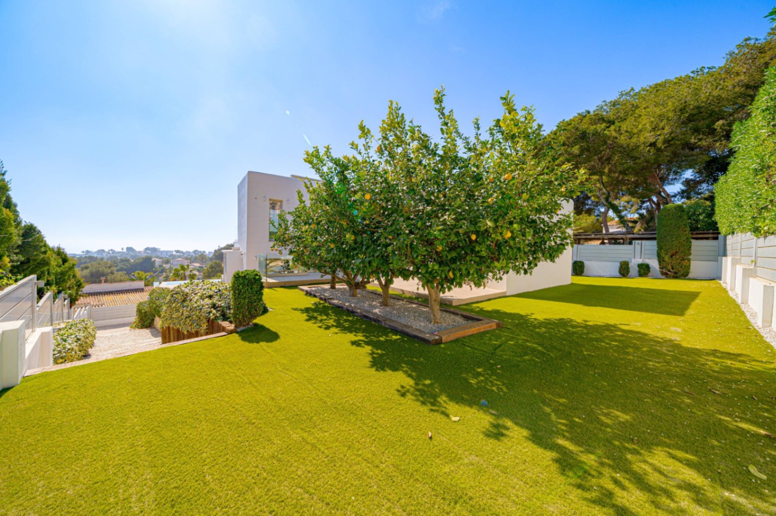 Villa Marian, villa moderna con vistas al mar en venta en Jávea, Balcón al Mar