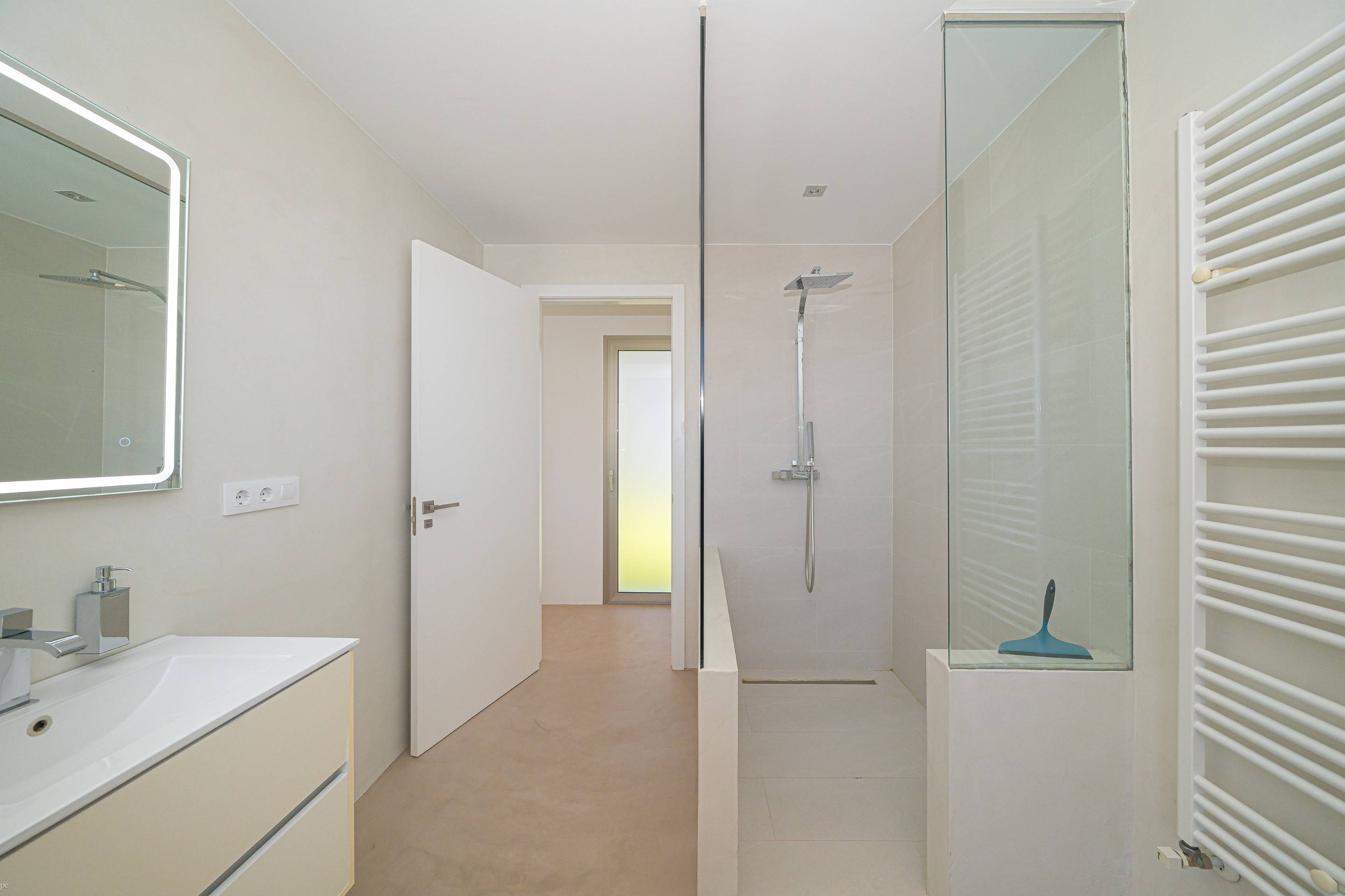 Villa Marian, villa moderna con vistas al mar en venta en Jávea, Balcón al Mar