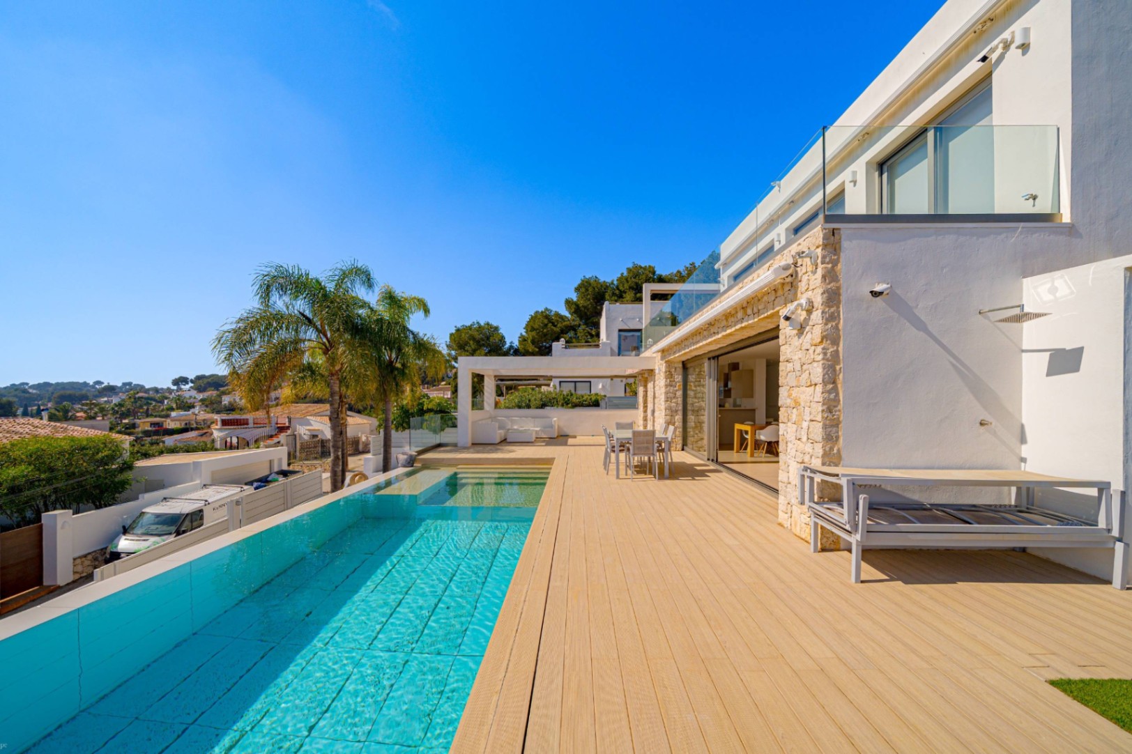 Villa Marian, villa moderna con vistas al mar en venta en Jávea, Balcón al Mar
