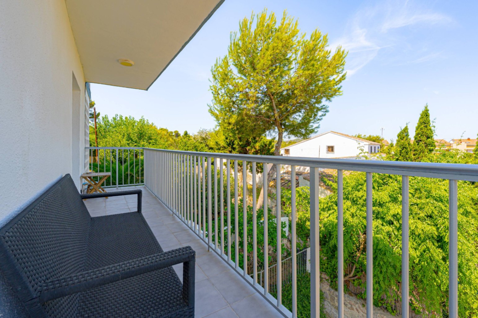 Appartement entièrement rénové à deux pas de Cala Blanca, Jávea