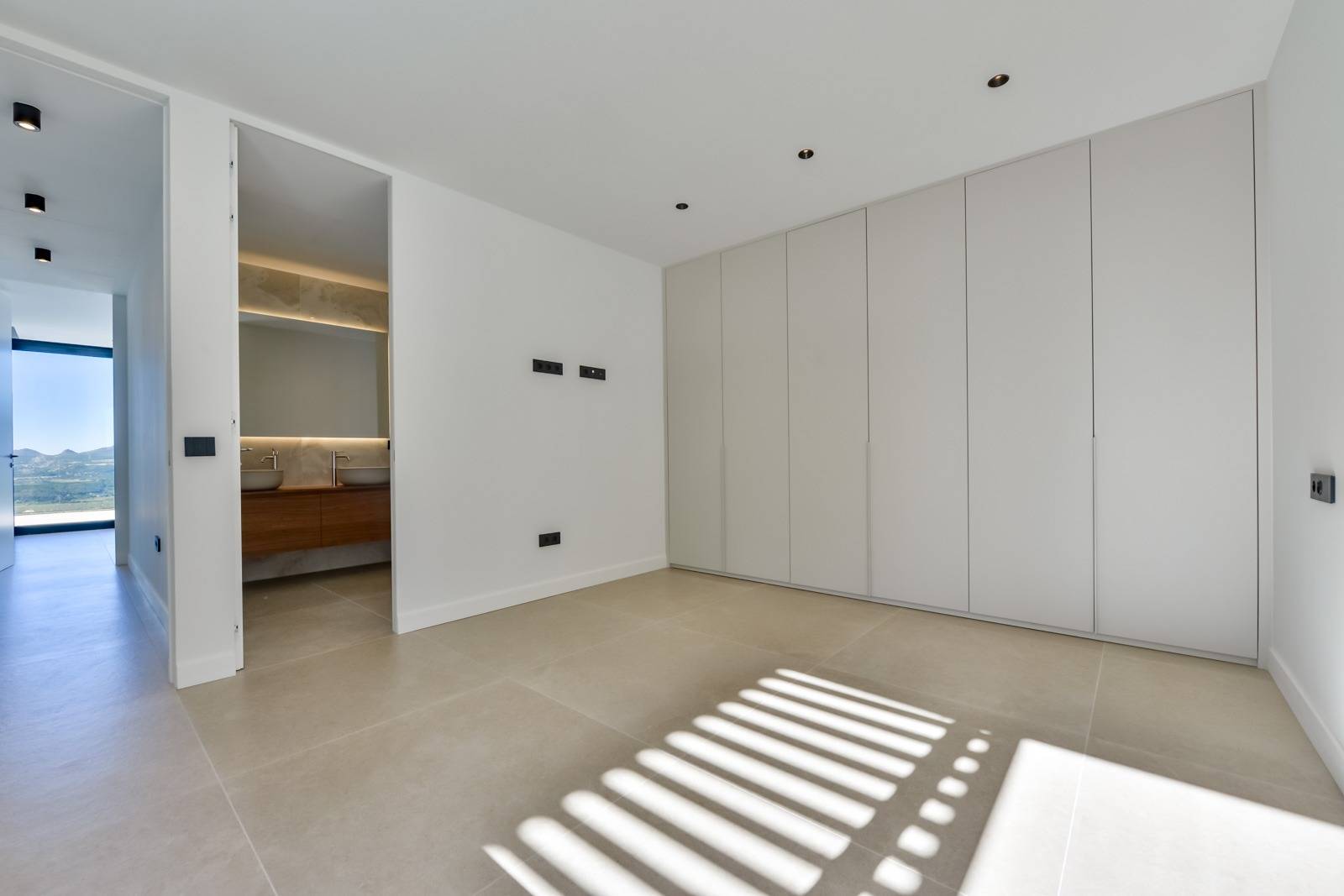 Villa Salónica. Villa contemporaine avec des vues exceptionnelles sur la mer à vendre à Altea Hills.