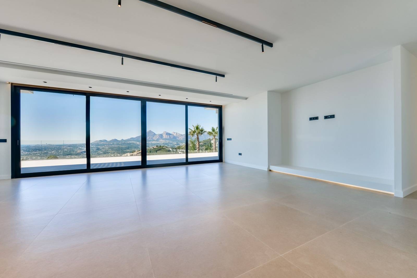Villa Salónica. Villa contemporaine avec des vues exceptionnelles sur la mer à vendre à Altea Hills.