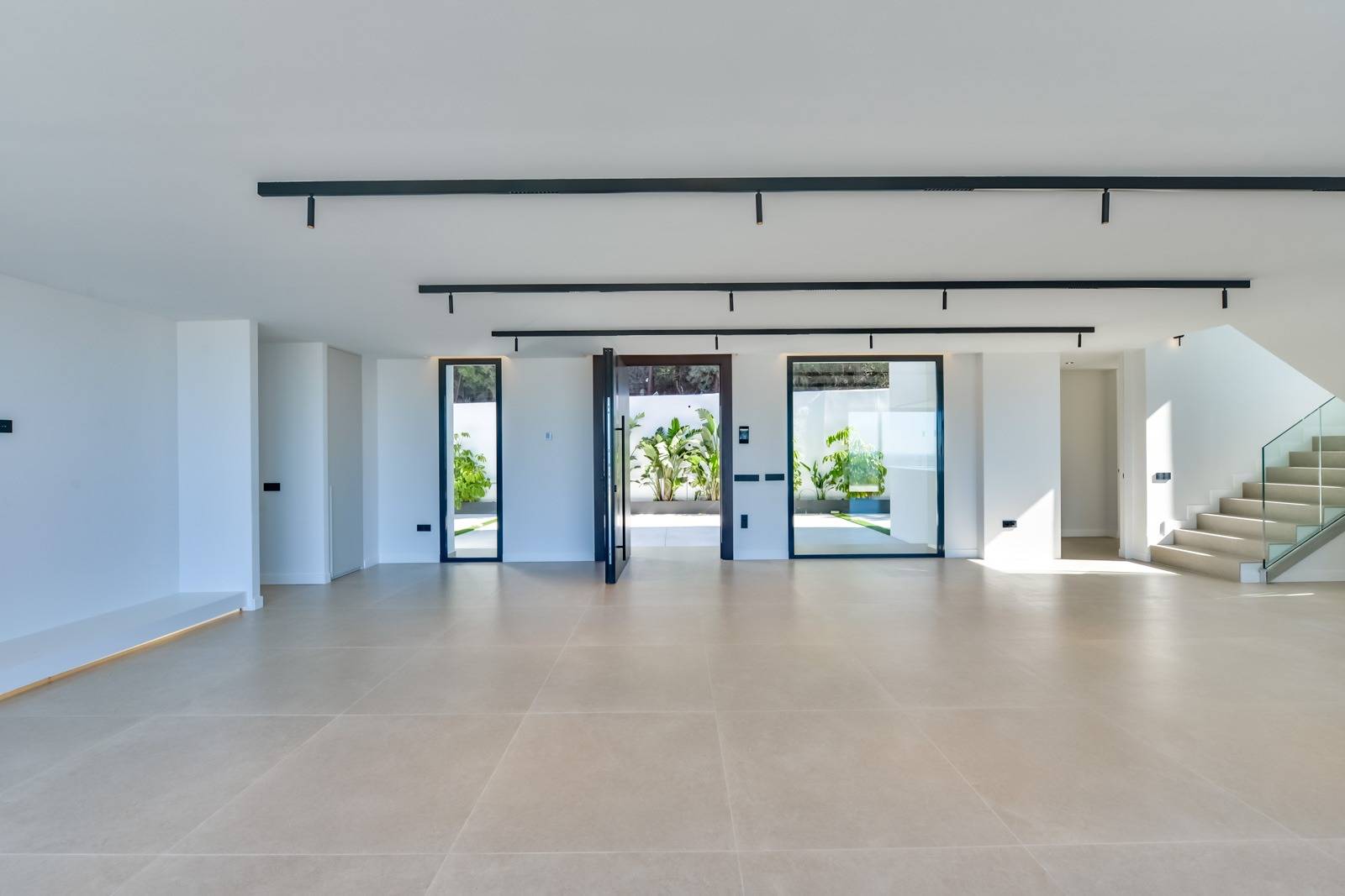 Villa Salónica. Villa contemporaine avec des vues exceptionnelles sur la mer à vendre à Altea Hills.