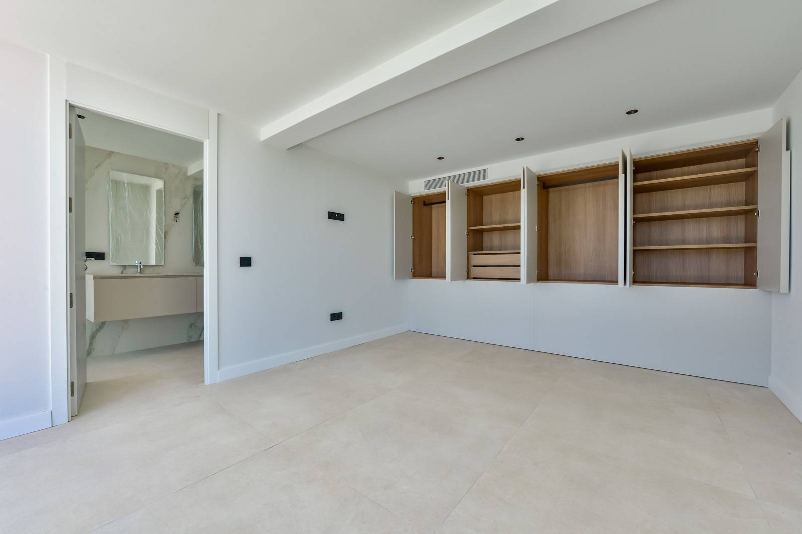 Villa Salónica. Villa contemporaine avec des vues exceptionnelles sur la mer à vendre à Altea Hills.