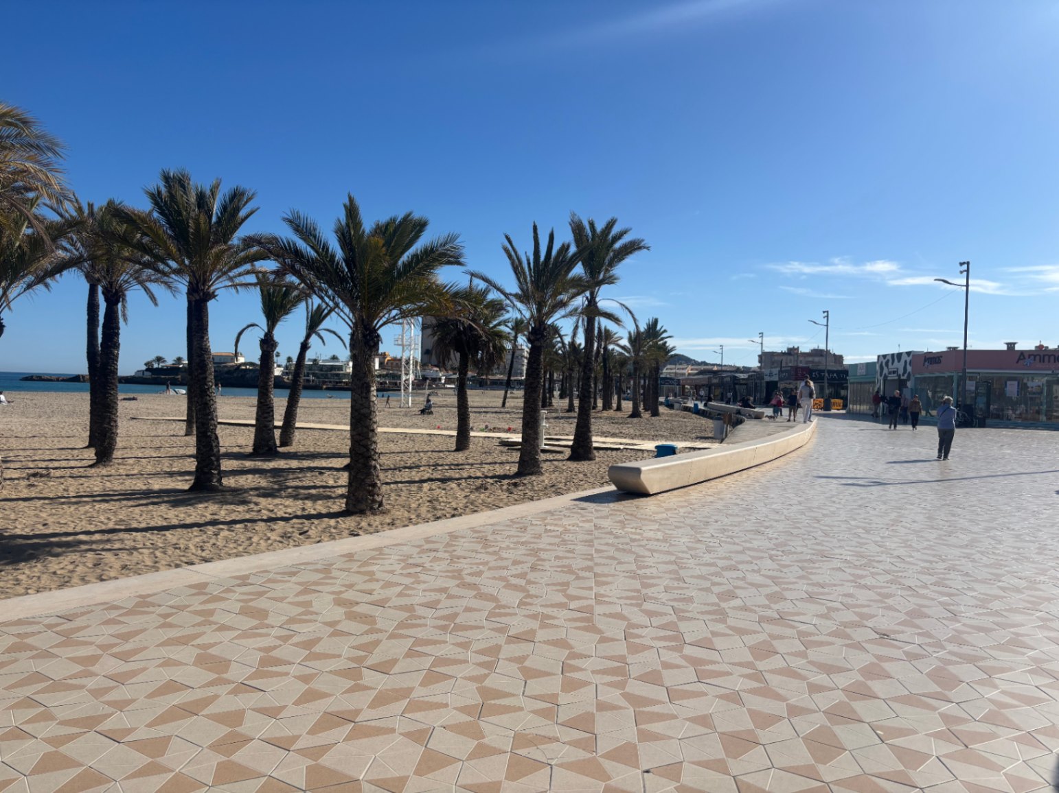 STUDIO IN PLAYA DEL ARENAL, JAVEA