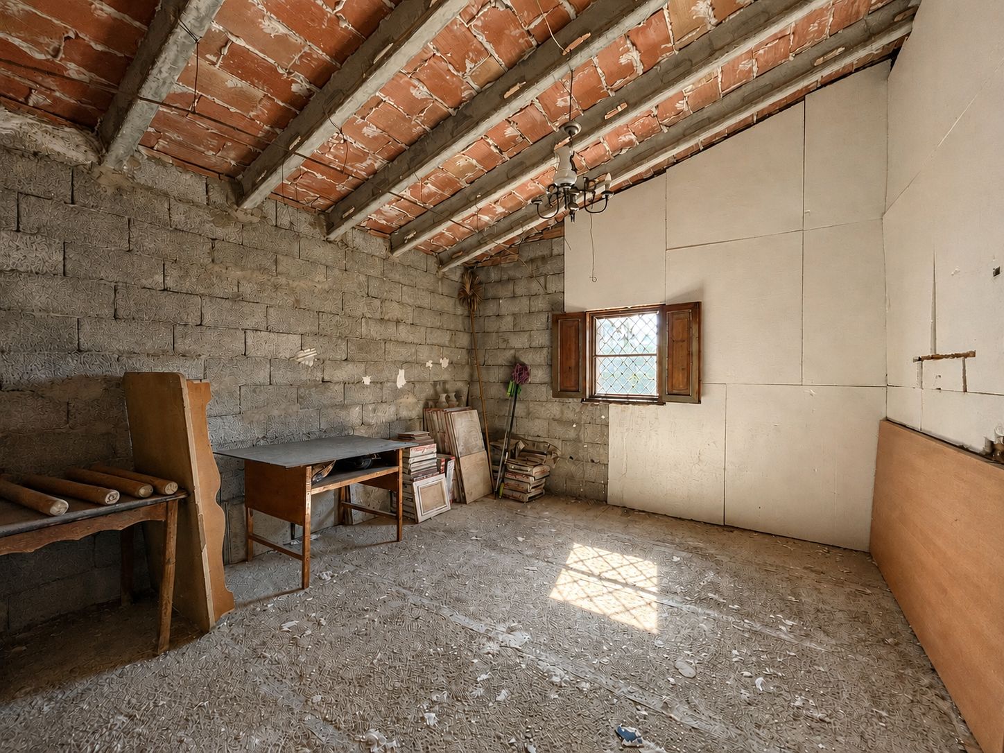 ANCIENNE MAISON DE CAMPAGNE À GATA À RÉNOVER