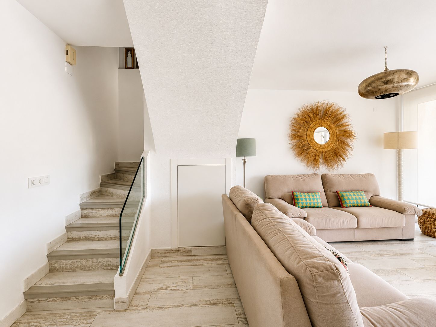 DUPLEX ÁTICO CON VISTAS AL MAR