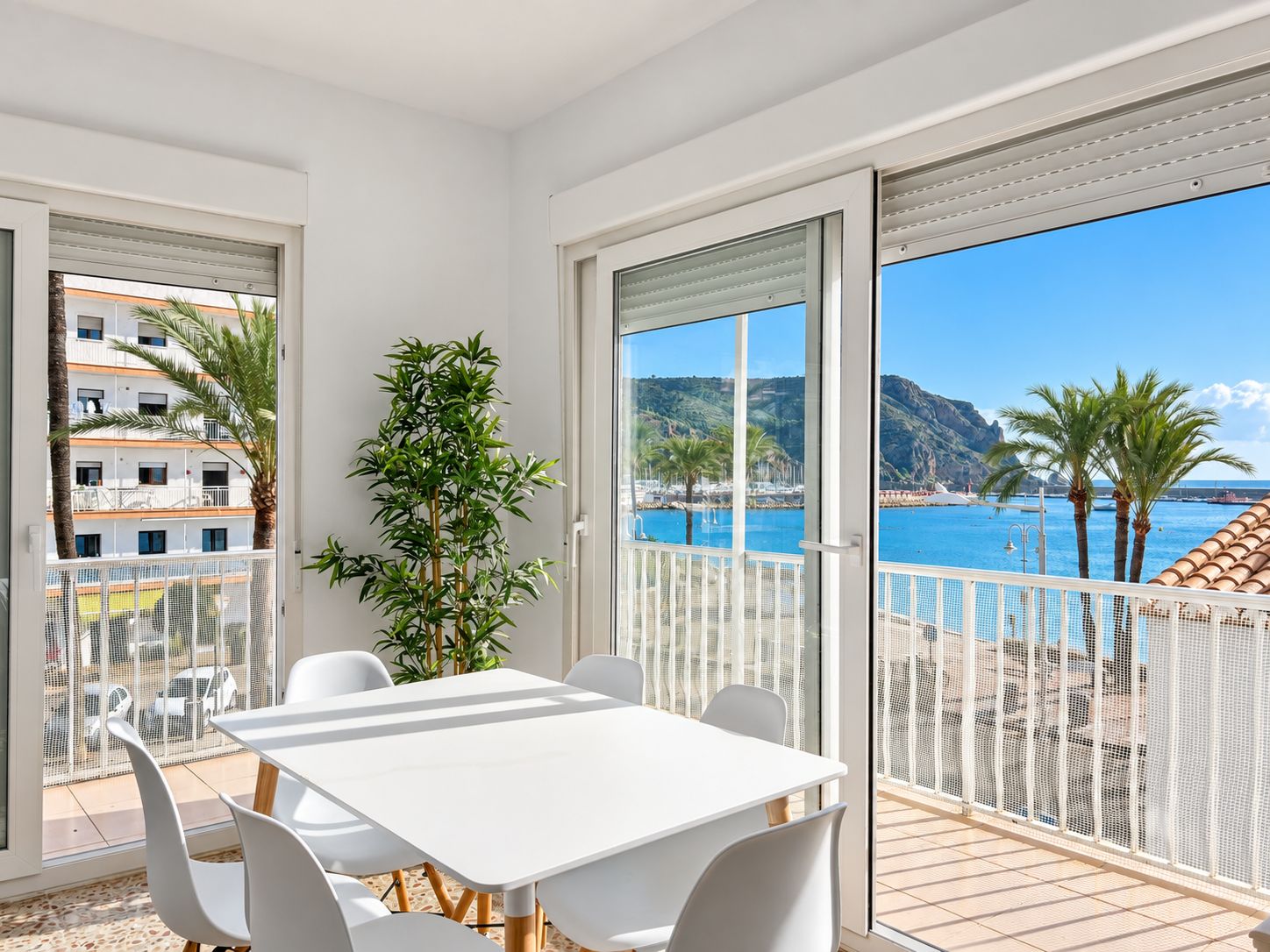 ANNUAL RENTAL FACING THE SEA