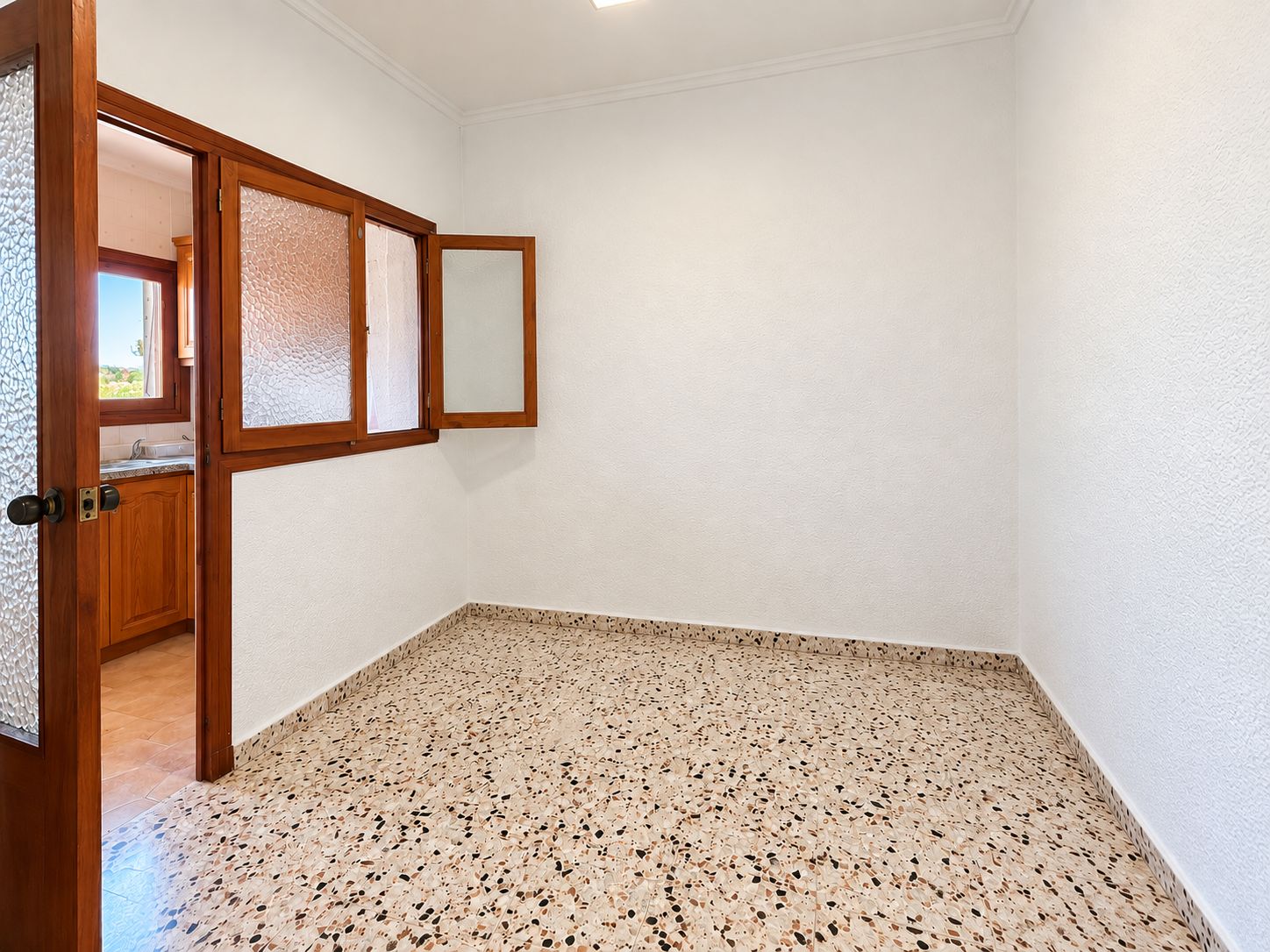 CASA DE PUEBLO CON POSIBILIDAD  DE 2 VIVIENDAS INDEPENDIENTES EN EL CASCO ANTIGUO DE BENITACHELL 