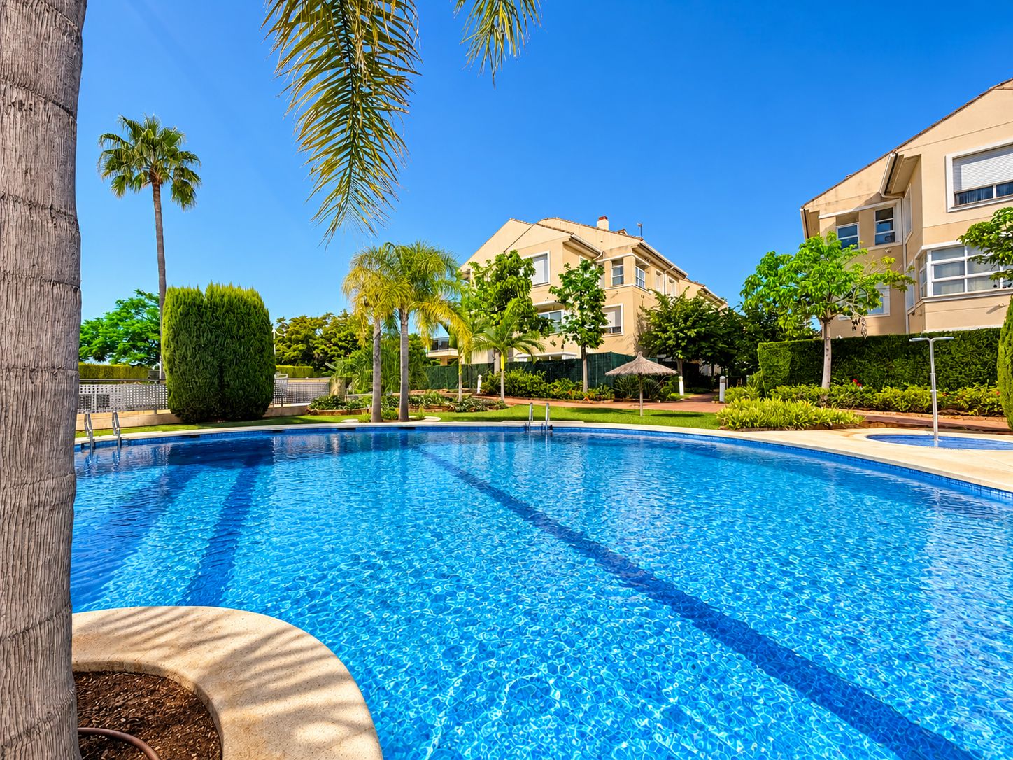 APPARTEMENT SUR LA PLAGE D’ARENAL