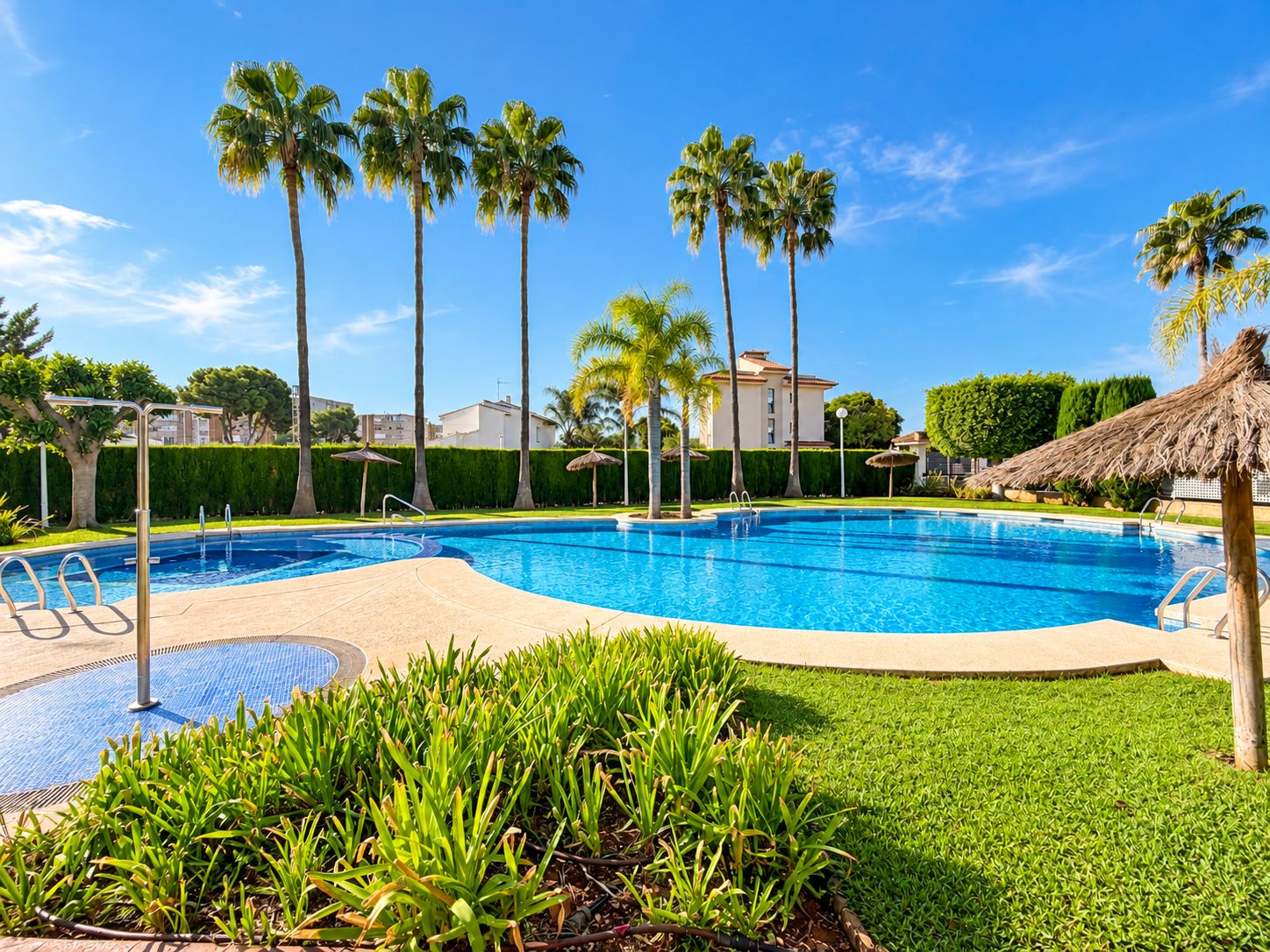 APPARTEMENT SUR LA PLAGE D’ARENAL