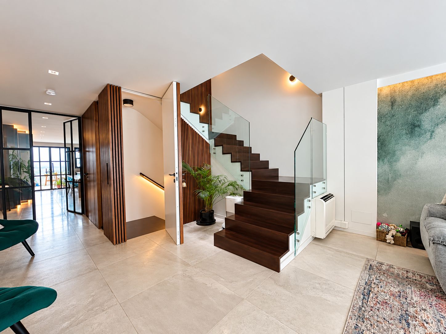 CASA DE PUEBLO EN JAVEA CON LOCAL COMERCIAL 