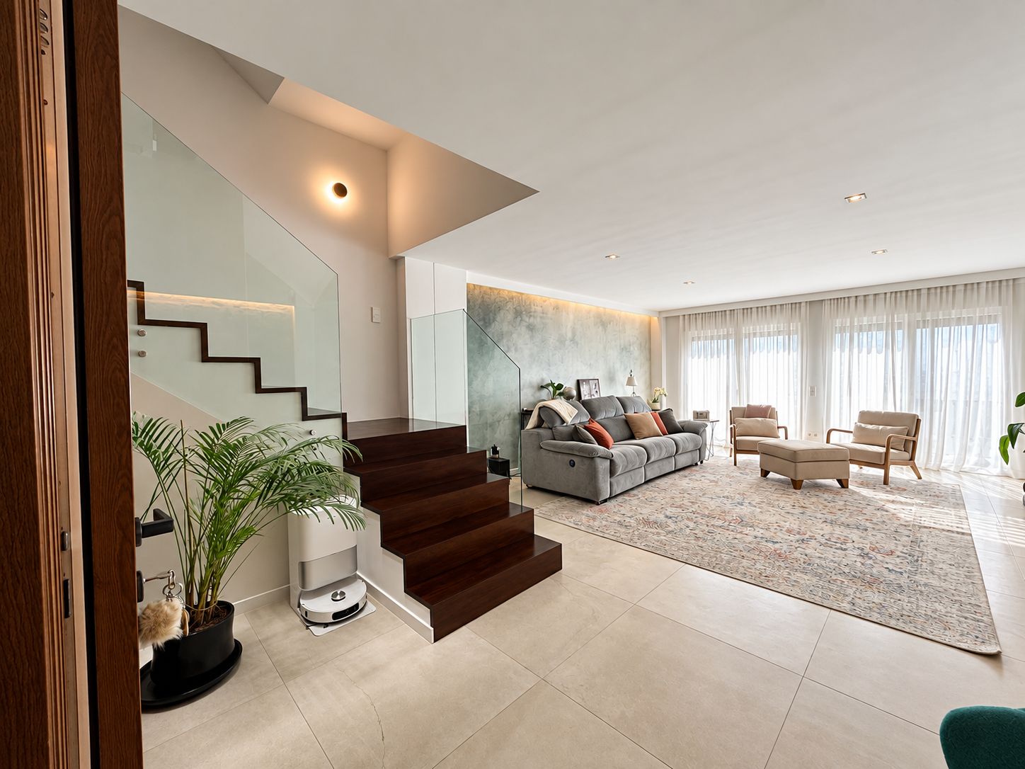 CASA DE PUEBLO EN JAVEA CON LOCAL COMERCIAL 