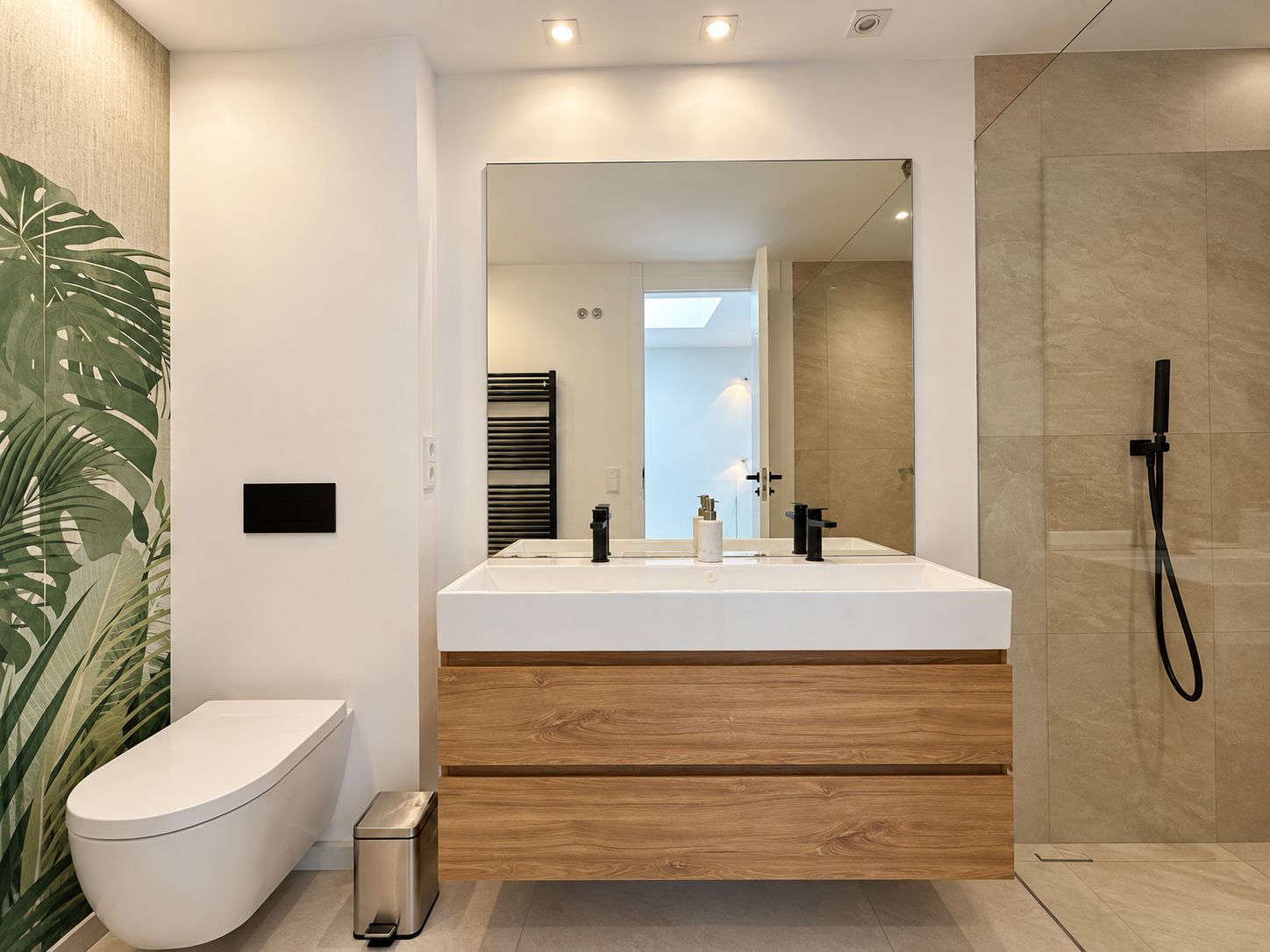 CASA DE PUEBLO EN JAVEA CON LOCAL COMERCIAL 