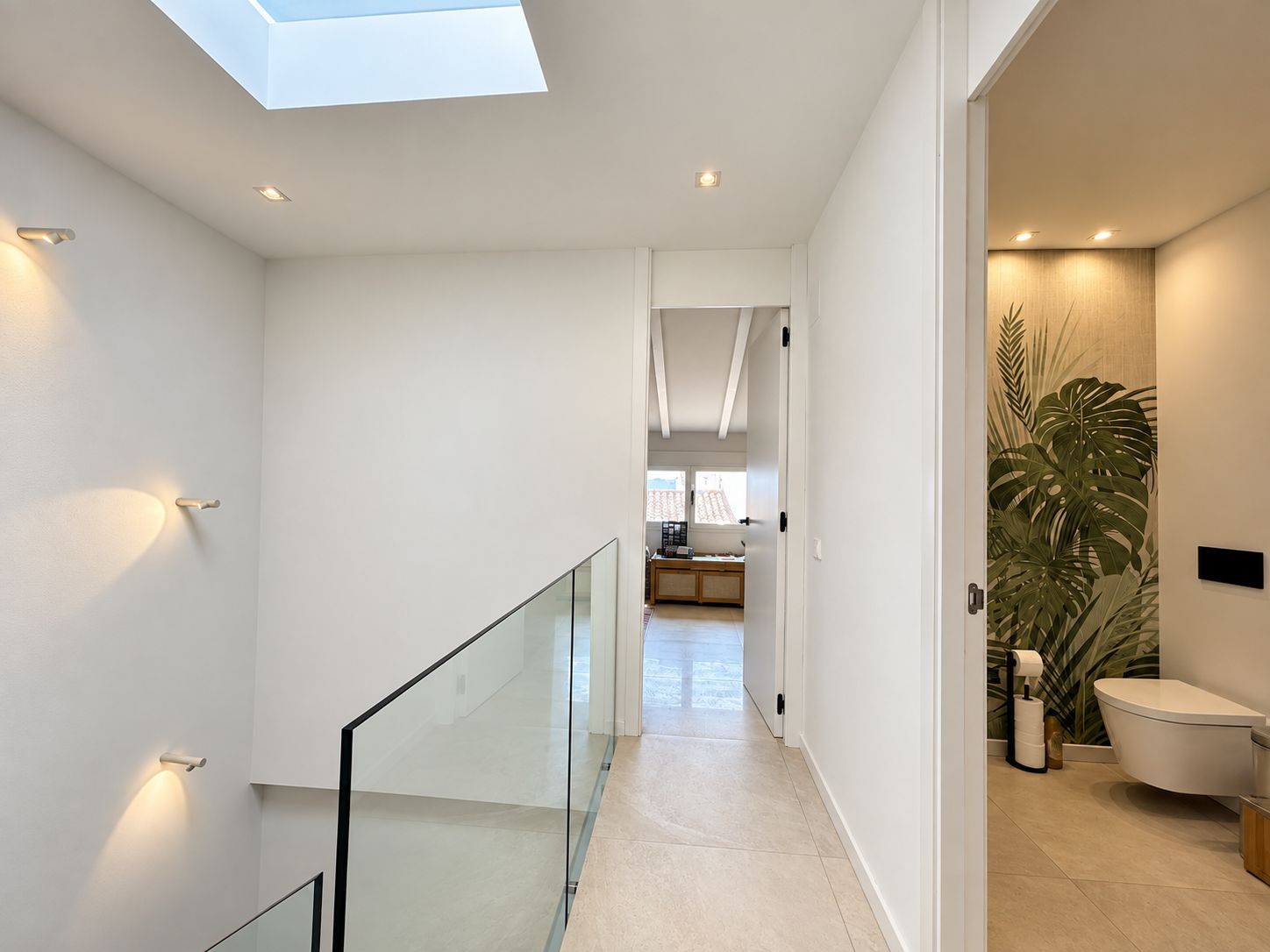 CASA DE PUEBLO EN JAVEA CON LOCAL COMERCIAL 