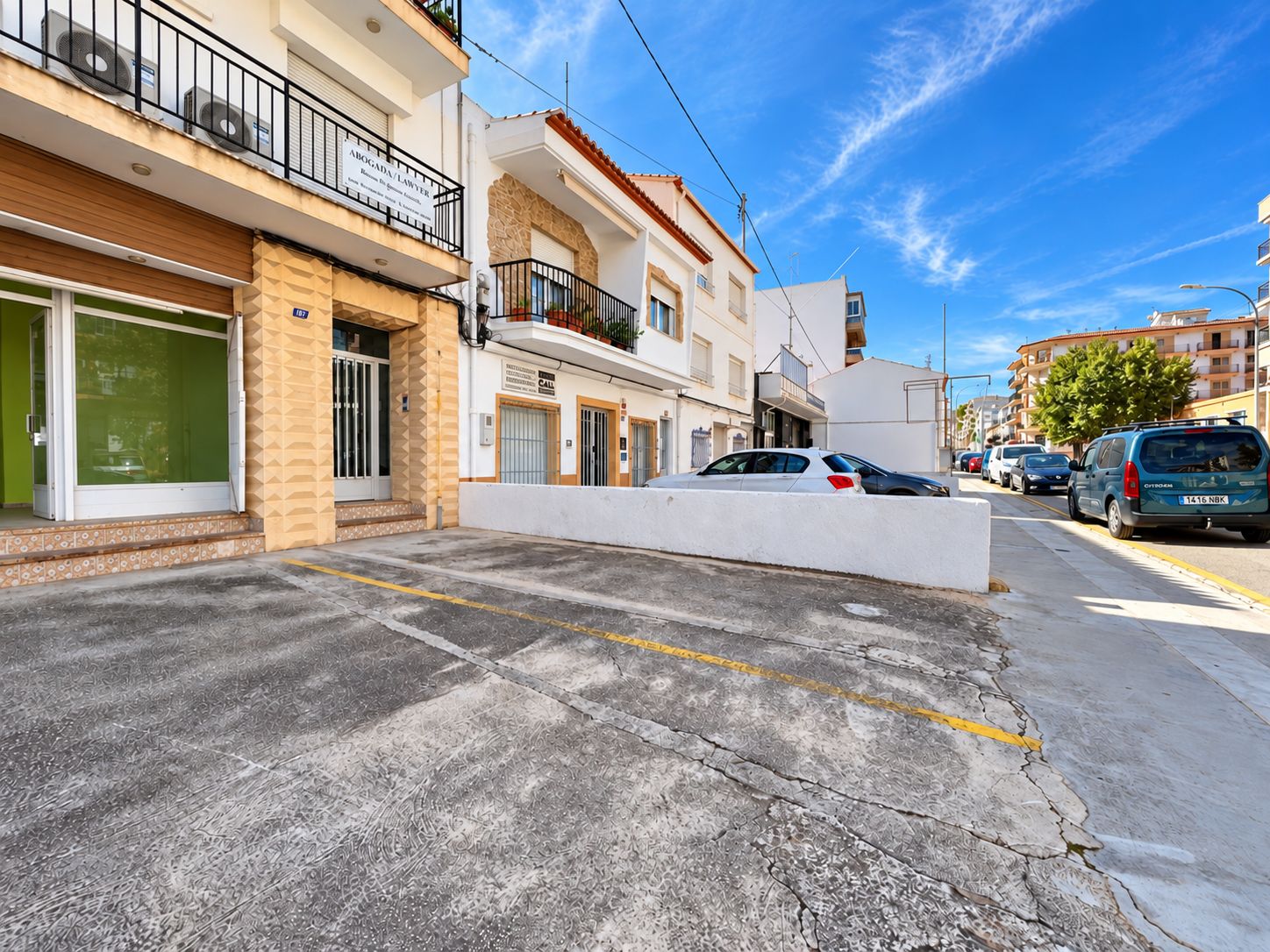 LOCAL COMERCIAL EN ALQUILER EN JAVEA