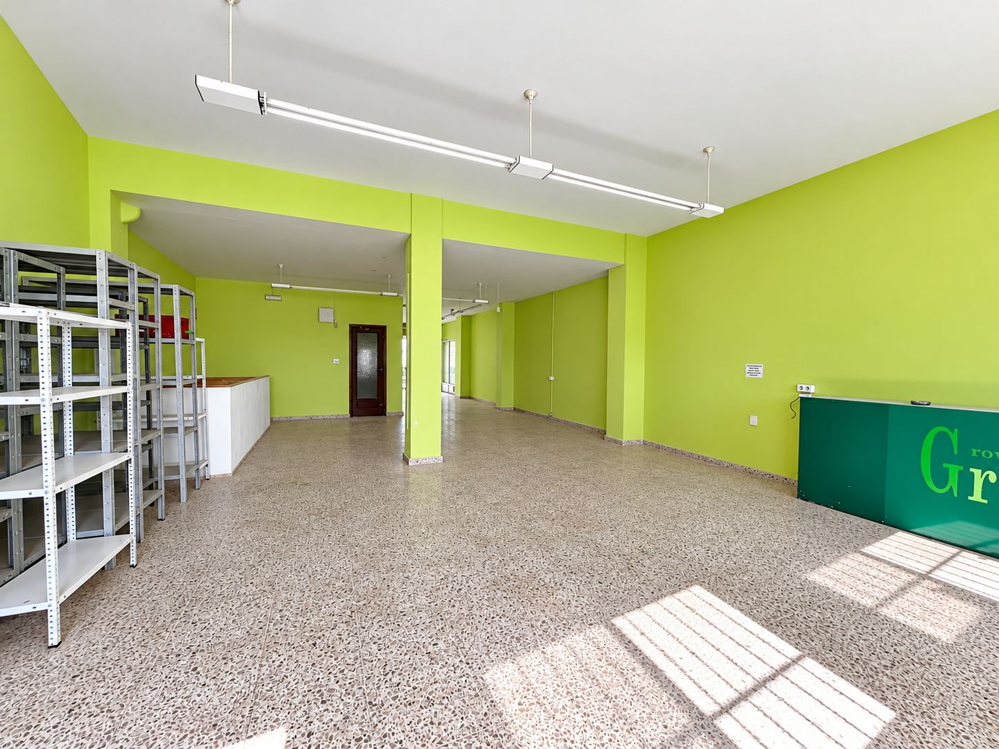 LOCAL COMERCIAL EN ALQUILER EN JAVEA
