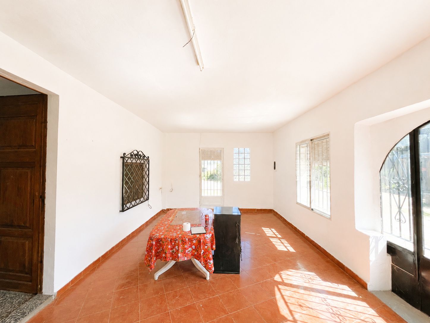 MAISON DE CAMPAGNE À GATA DE GORGOS À RÉNOVER