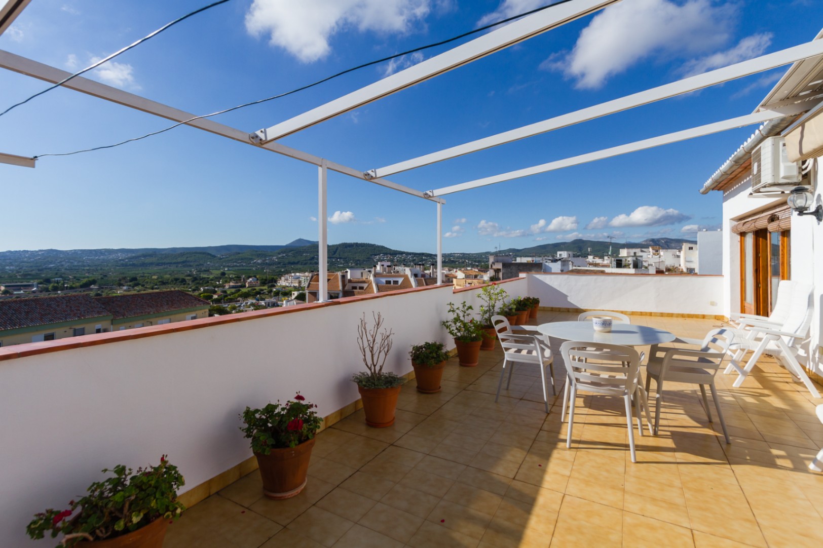EXCLUSIVE PENTHOUSE IN JAVEA WITH SEA VIEWS